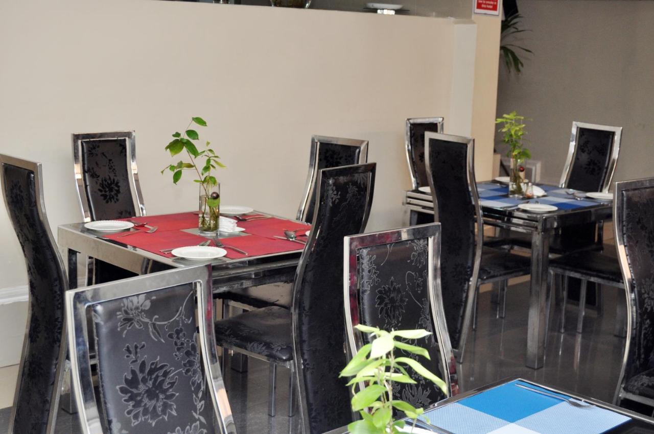 Primal Hotel Isaac John Gra Ikeja Exteriér fotografie