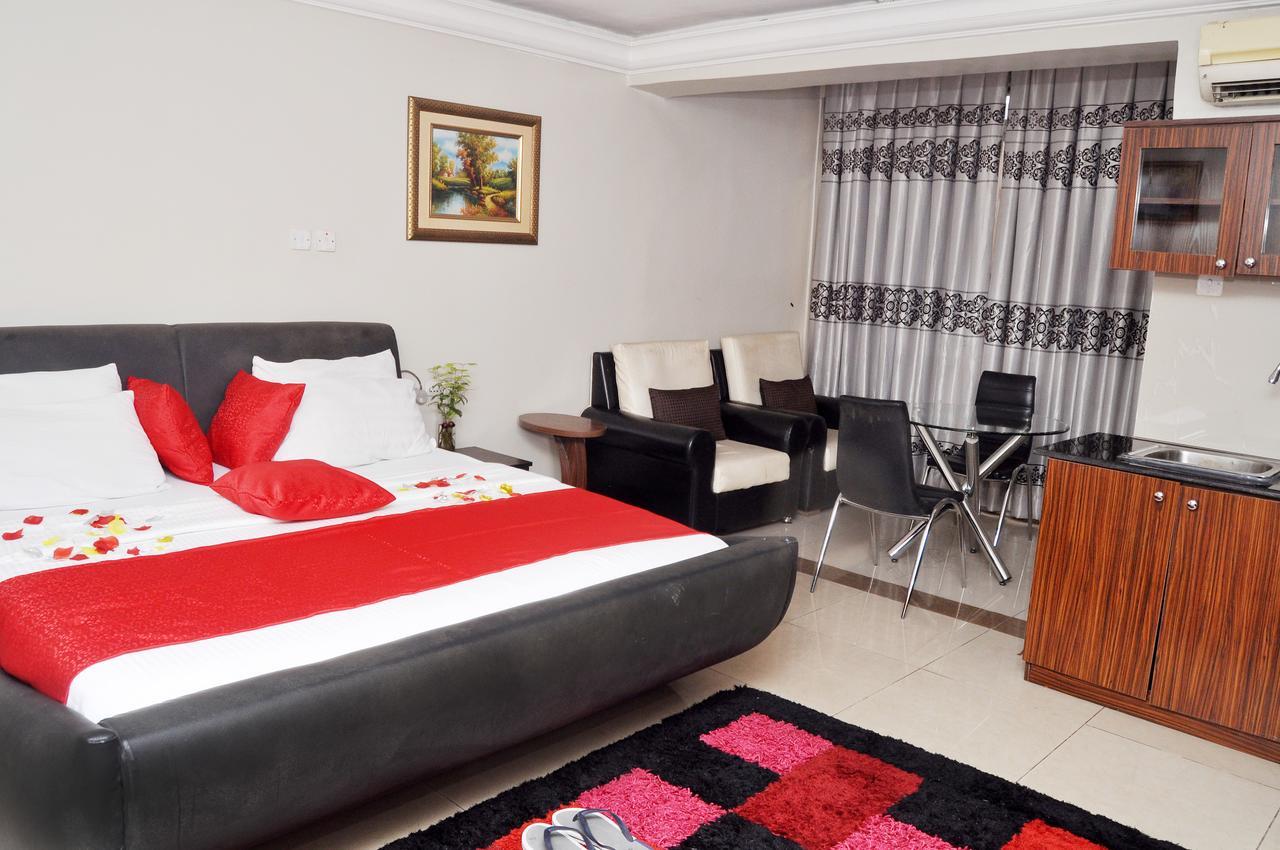 Primal Hotel Isaac John Gra Ikeja Exteriér fotografie