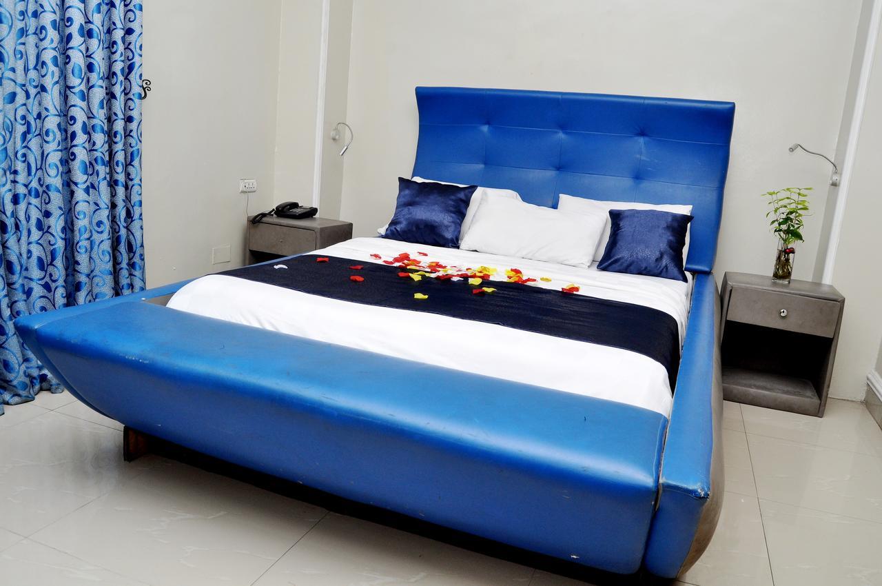 Primal Hotel Isaac John Gra Ikeja Exteriér fotografie