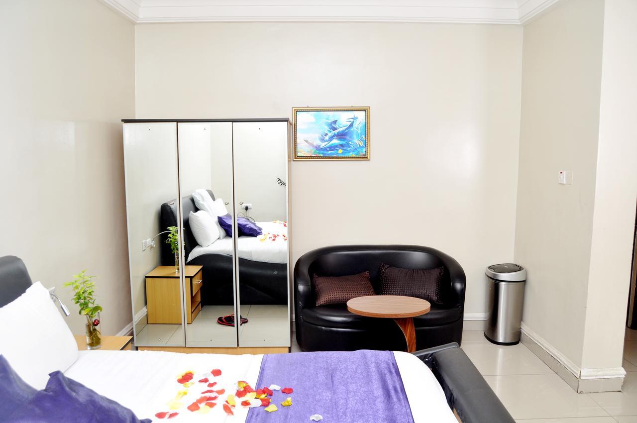 Primal Hotel Isaac John Gra Ikeja Exteriér fotografie